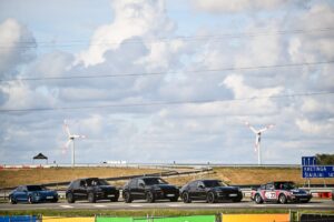 „Aurum 1006 km lenktynių“ trasoje – tik „Porsche“ automobiliai