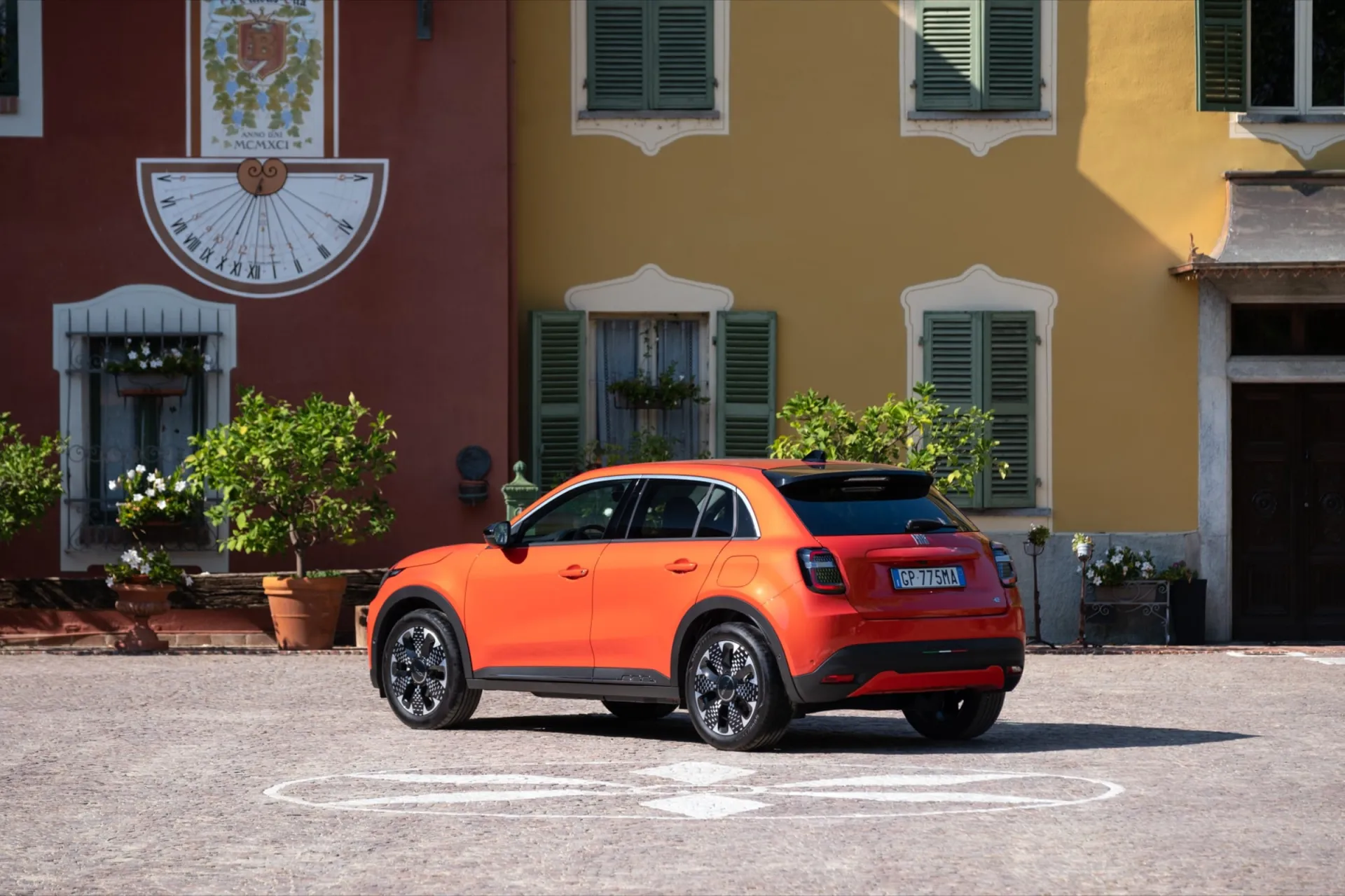 Pristatytas naujasis „Fiat 600 Hybrid“: itališko stiliaus „miestietis“