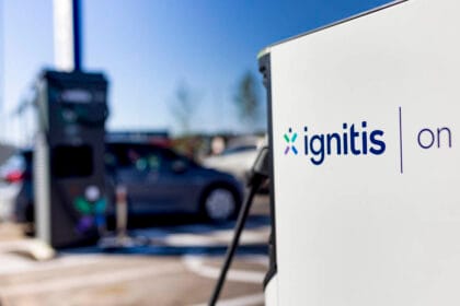 „Ignitis ON“ įrengė galingiausią Baltijos šalyse 400 kW elektromobilių įkrovimo stotelę