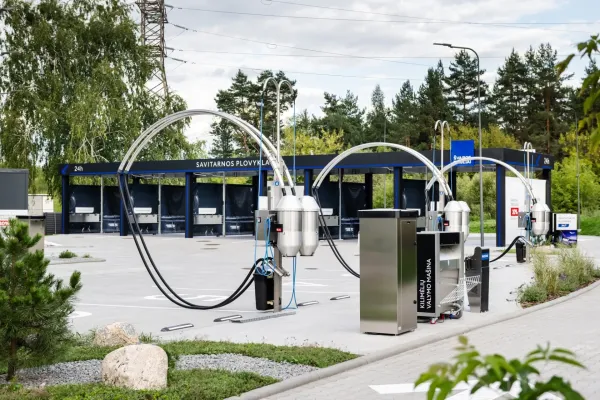 Į „Švaros brolių“ vardu veikiančių savitarnos plovyklų tinklo plėtrą investuojama 3,5 mln. eurų