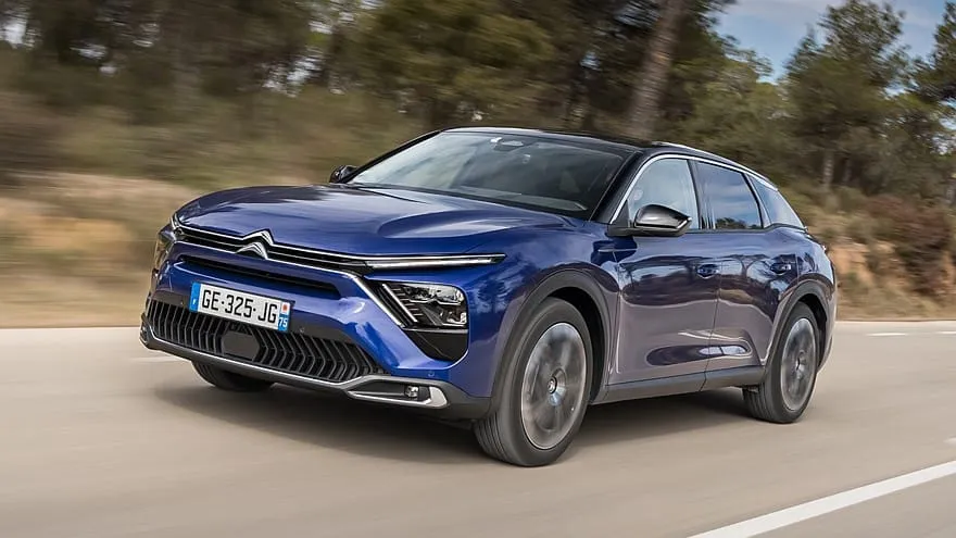 „Opel Insignia” įpėdinis taps „Peugeot 408” ir „Citroën C5 X” giminaičiu