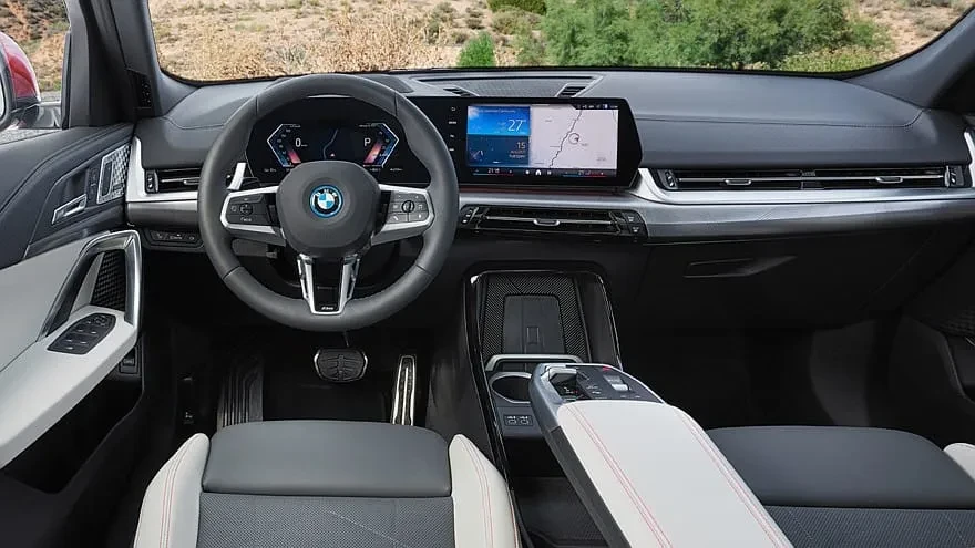BMW naująjį X2 pavertė cross kupė, pristatė ir iX2