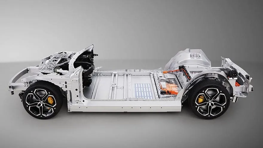 „Xiaomi SU7”: išsami informacija apie pirmąjį išmaniųjų telefonų gamintojo elektrinį automobilį