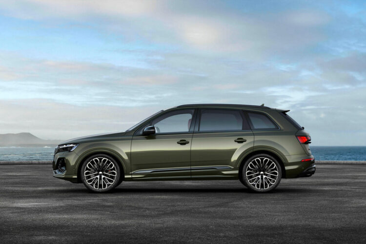 Atnaujintas „Audi Q7“ –  dar išraiškingesnis, komfortiškesnis ir pažangesnis
