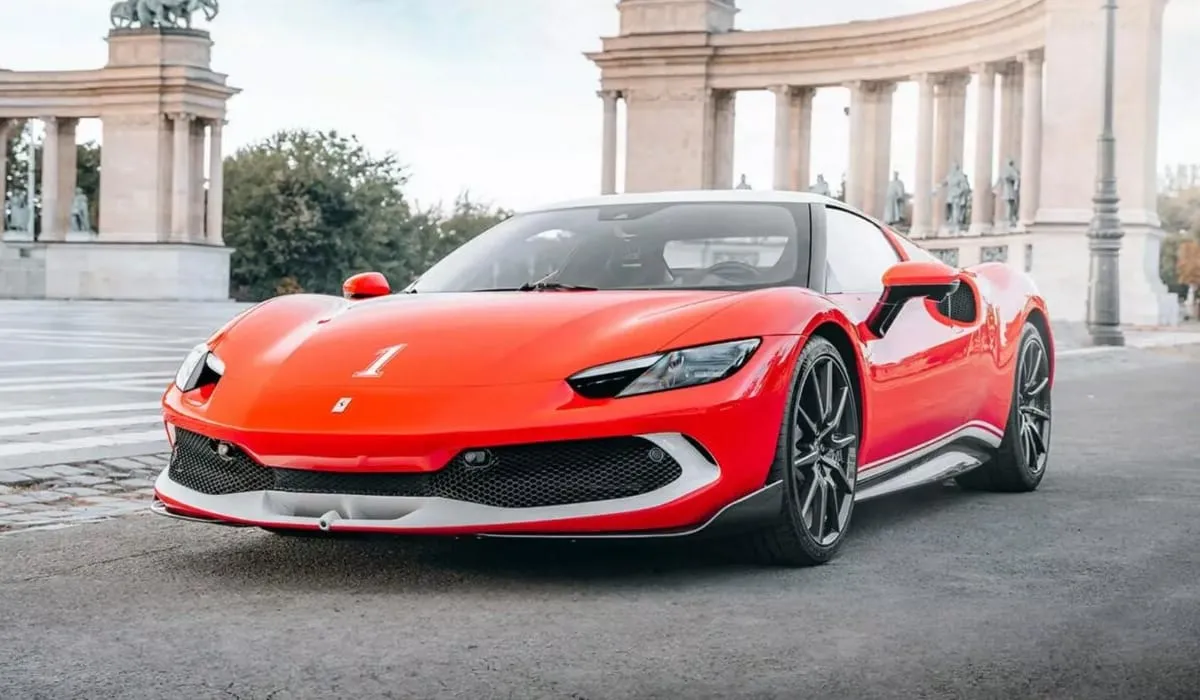 Nauja „Ferrari 296 GTB” versija skirta Vengrijai