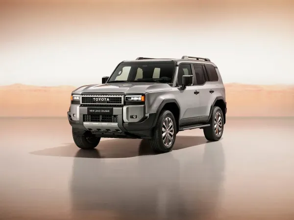 „Toyota“ pradeda naujojo „Land Cruiser“ rezervavimus internetu