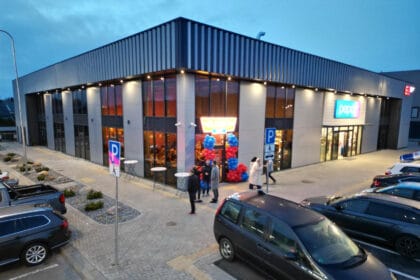 Vilniuje duris atvėrė automobilių ir motociklų gerbėjus kviesiantis restoranas