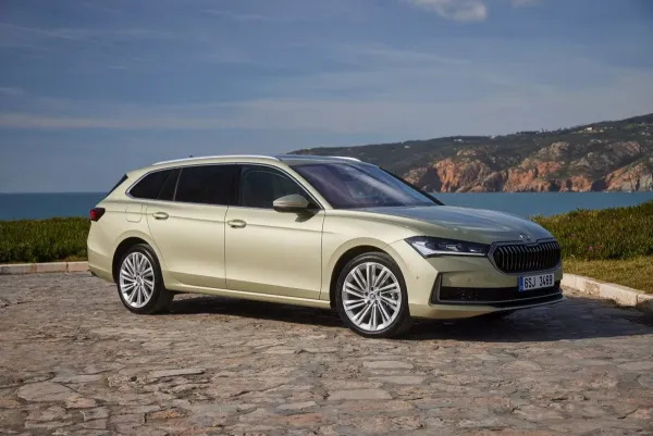 Naujojo „Škoda Superb Combi“ važiavimo savybės paliko įspūdį ir Vaidotui Žalai