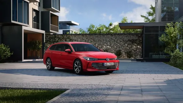 Neblėstančio populiarumo naująjį „Volkswagen Passat“ jau galima užsisakyti ir Lietuvoje