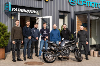 „CFMOTO“ tapo naujos motociklų vairavimo akademijos Lietuvoje partneriais