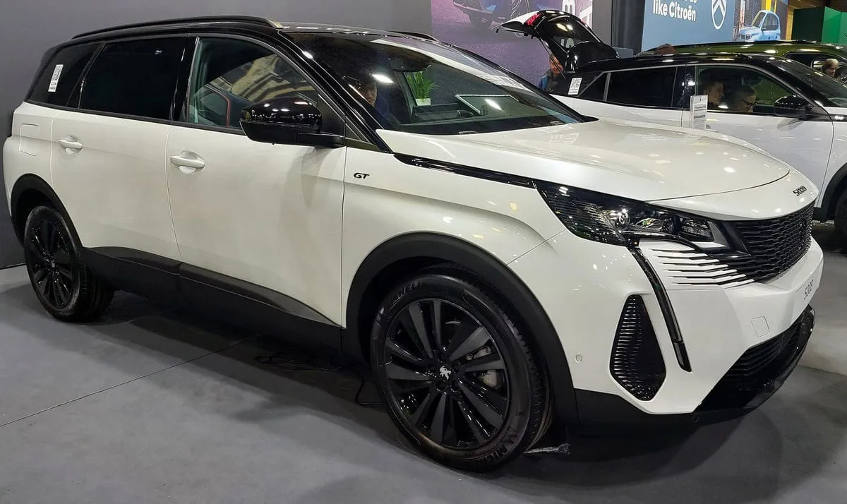 Rygoje praūžė didžiausia autoindustrijos paroda Baltijos šalyse „Auto 2024”