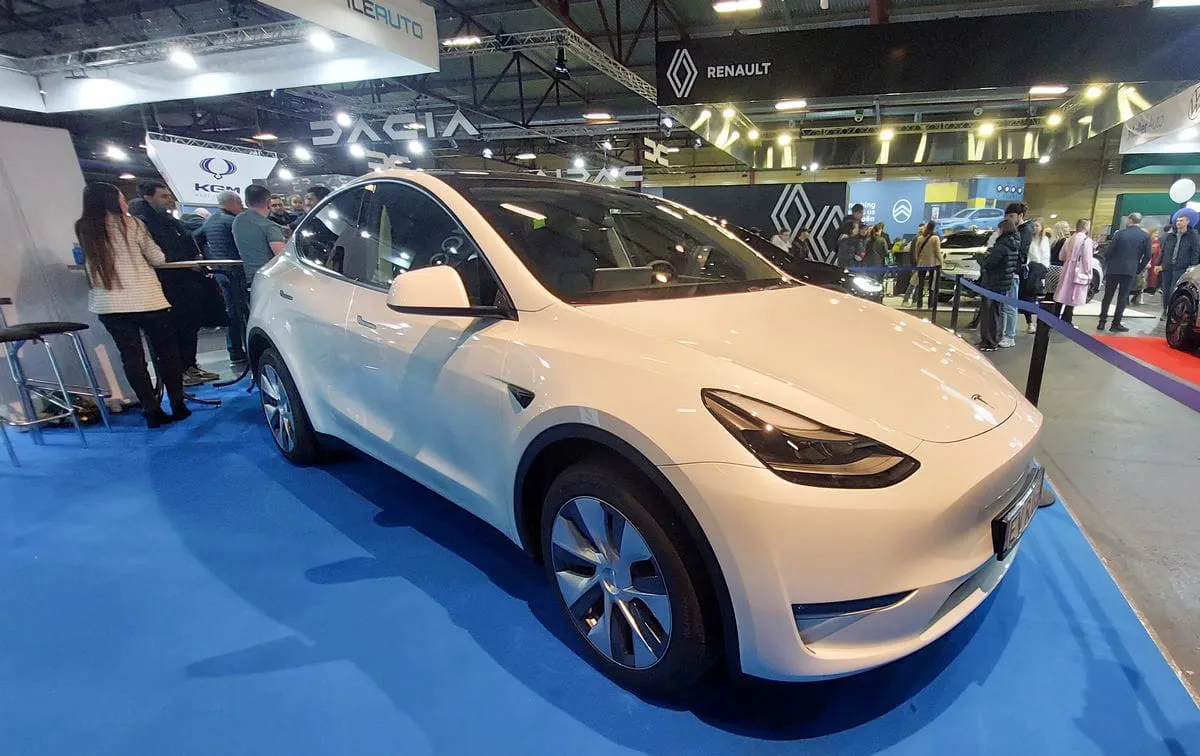 Rygoje praūžė didžiausia autoindustrijos paroda Baltijos šalyse „Auto 2024”