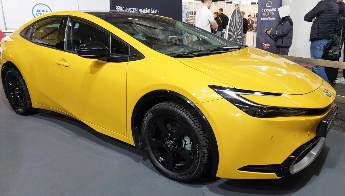 Rygoje praūžė didžiausia autoindustrijos paroda Baltijos šalyse „Auto 2024”
