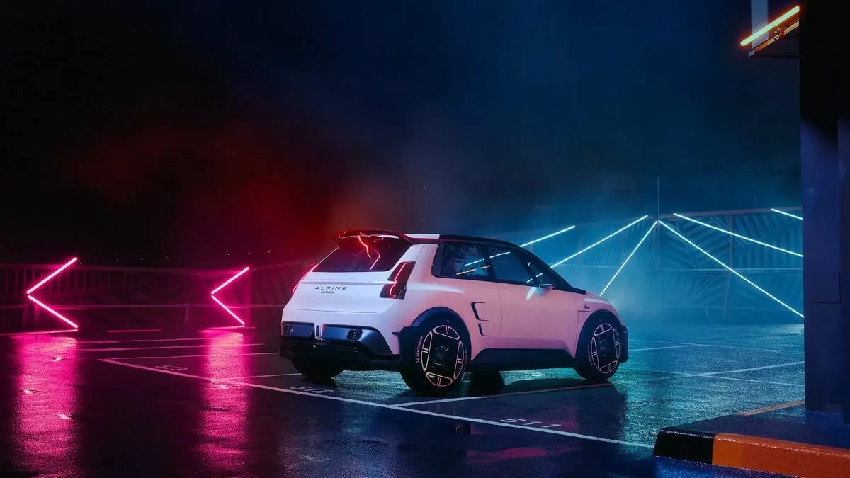 Oficialus „Alpine A290″ – sportiškesnės „Renault 5“ versijos pristatymas įvyks 2024 m. birželio 13 d.