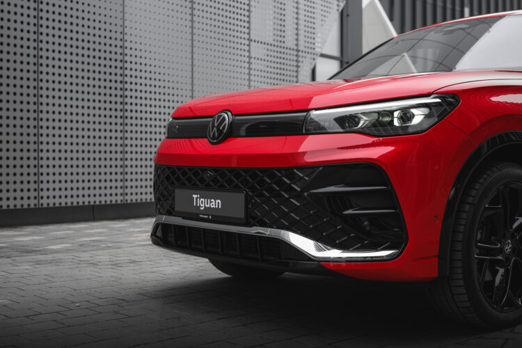 Naująjį „Volkswagen Tiguan“ jau galima įsigyti Lietuvoje: elektros režimu – iki 120 km