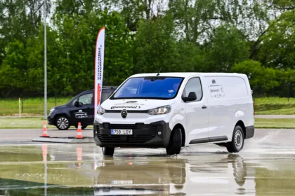 Komercinis automobilis – asmeniniams poreikiams: ekspertai nebesistebi, kodėl šie modeliai nukonkuruoja net įprastas mašinas