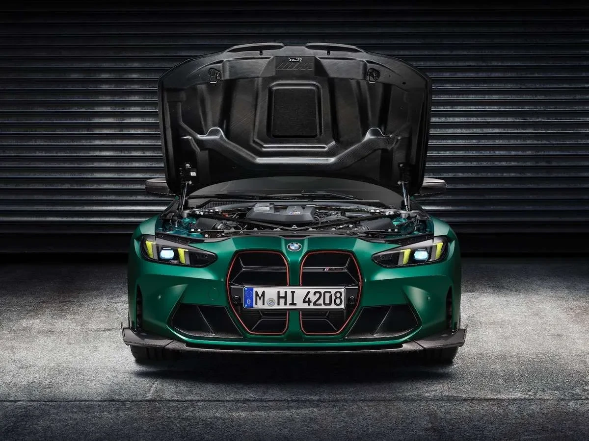 BMW pristatė sportišką „M4 CS“ modelį: iki 100 km/val. – per 3,4 sek.