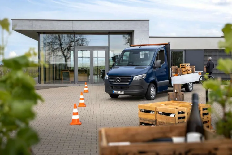 Naujasis „Mercedes-Benz Sprinter“: universalus darbštuolis