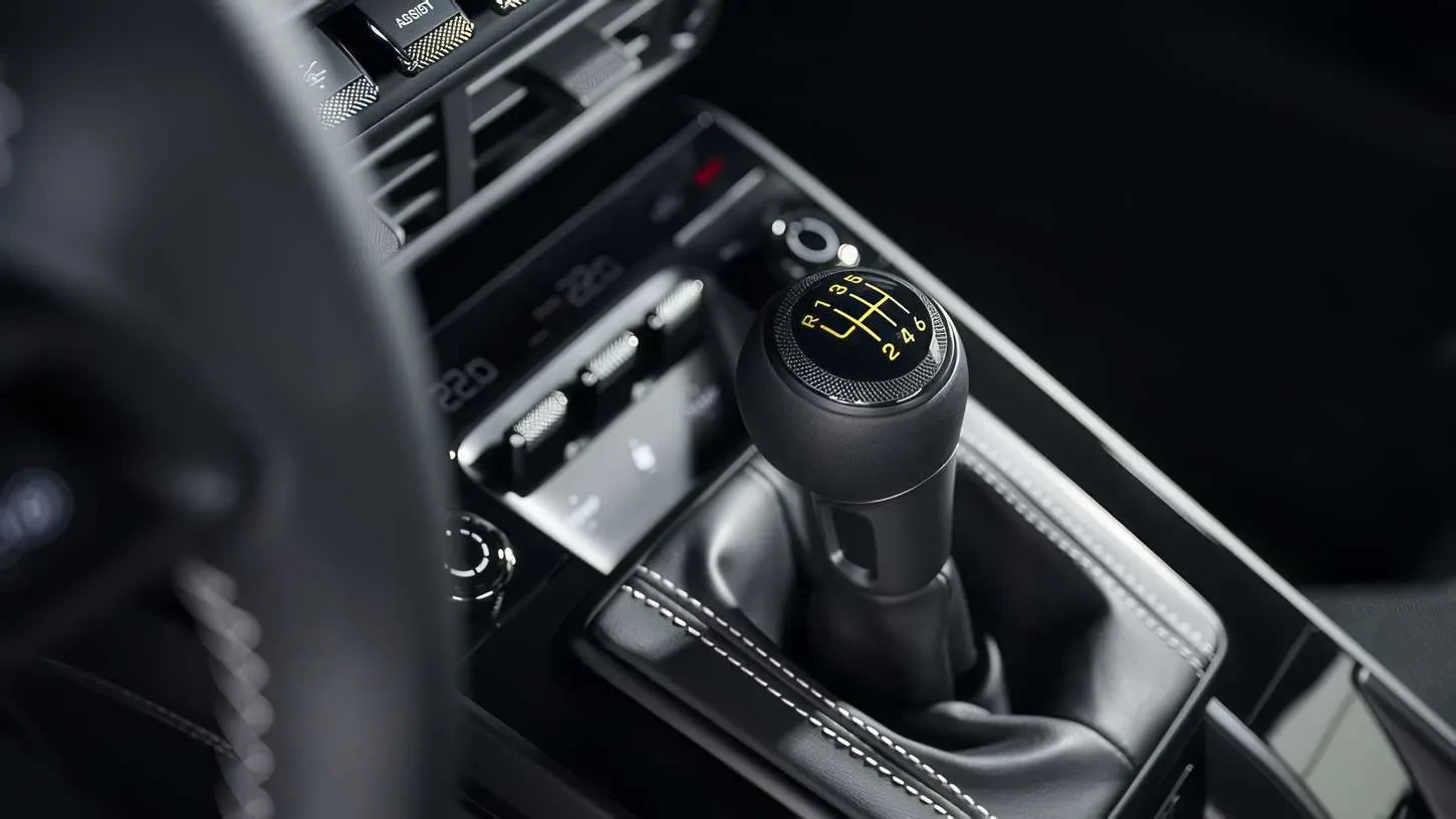 Atnaujintame „Porsche 911 GT3“ išsaugotas 4,0 l variklis, mechanika ir dinamika