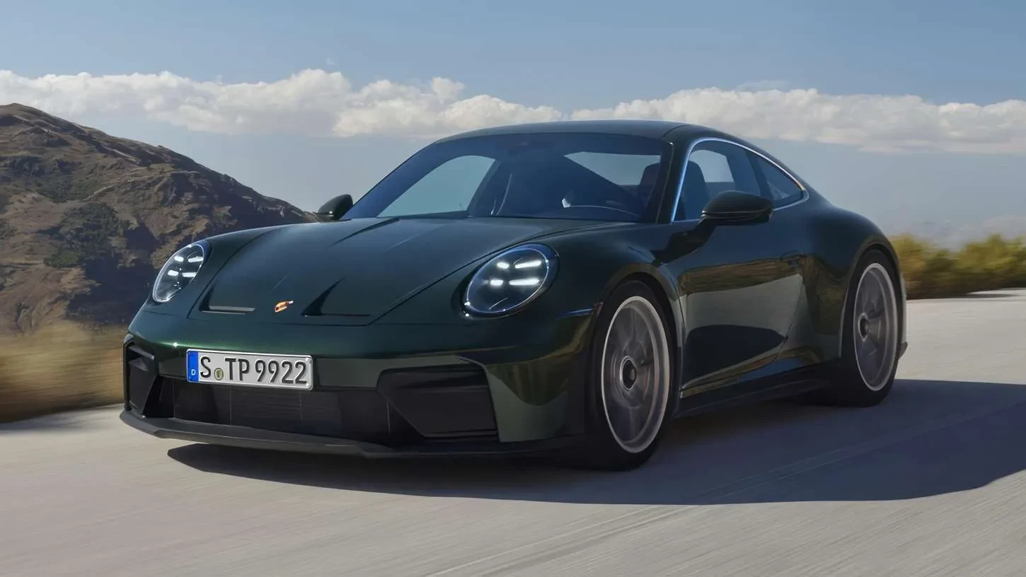 Atnaujintame „Porsche 911 GT3“ išsaugotas 4,0 l variklis, mechanika ir dinamika