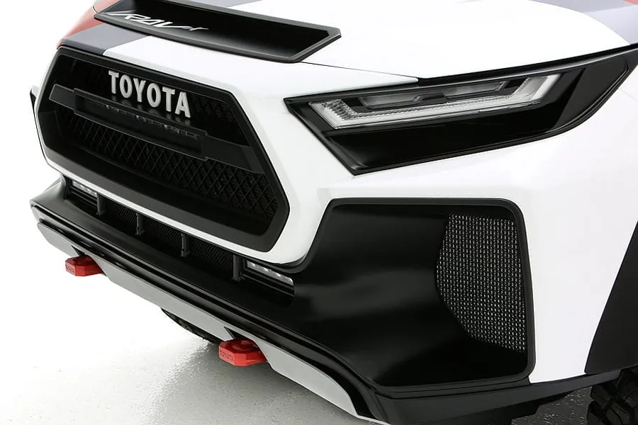 Toyota parodė, kaip gallėtų atrodyti „karštas” RAV4