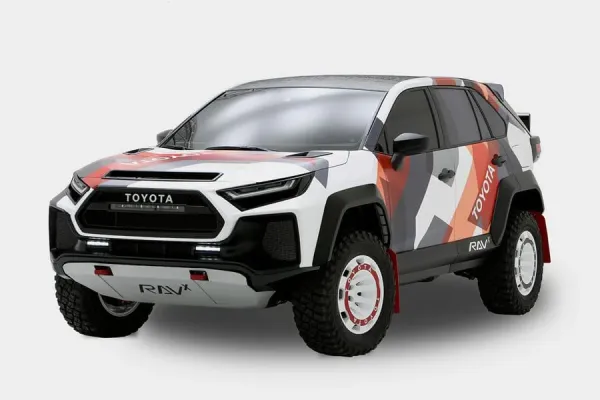 Toyota parodė, kaip gallėtų atrodyti „karštas” RAV4