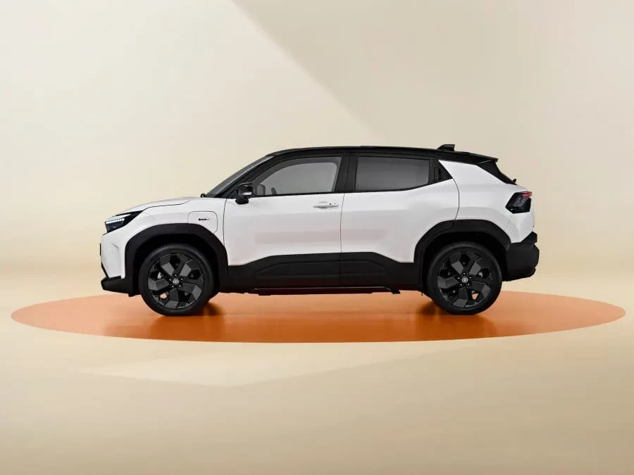 „Toyota“ pristatė visiškai naują elektromobilį