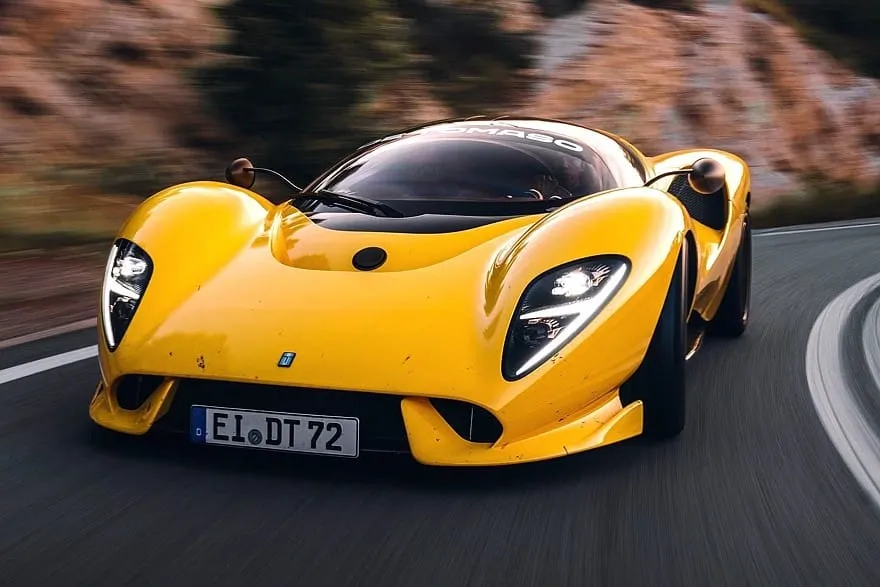 De Tomaso P72 vis dar kuriamas nors jau žadama pradėti gamybą