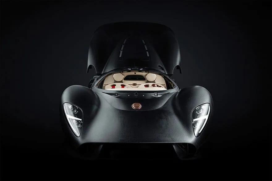 De Tomaso P72 vis dar kuriamas nors jau žadama pradėti gamybą