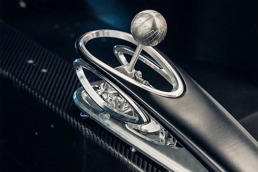 De Tomaso P72 vis dar kuriamas nors jau žadama pradėti gamybą