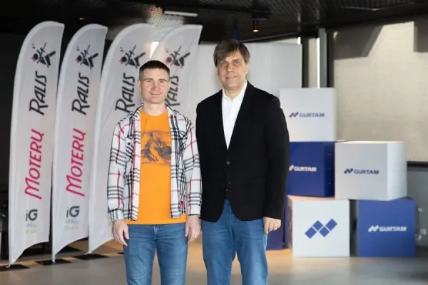 „Moterų ralis“ sukirto rankomis su pasauline telematikos lydere „Gurtam“