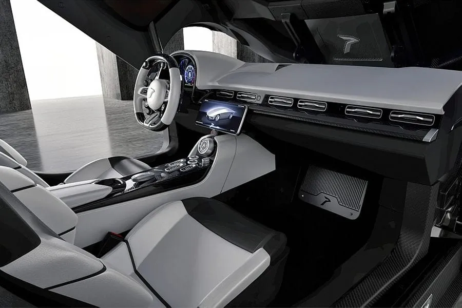 „Giugiaro“ superautomobilis ‚Peralta S‘ – duoklė septintojo dešimtmečio ‚Maserati Boomerang‘ koncepciniam automobiliui
