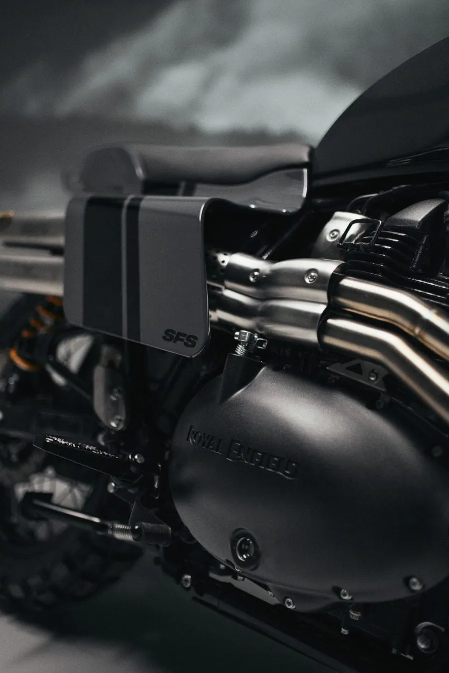 PANDO MOTO ir Royal Enfield pristato unikalų motociklą