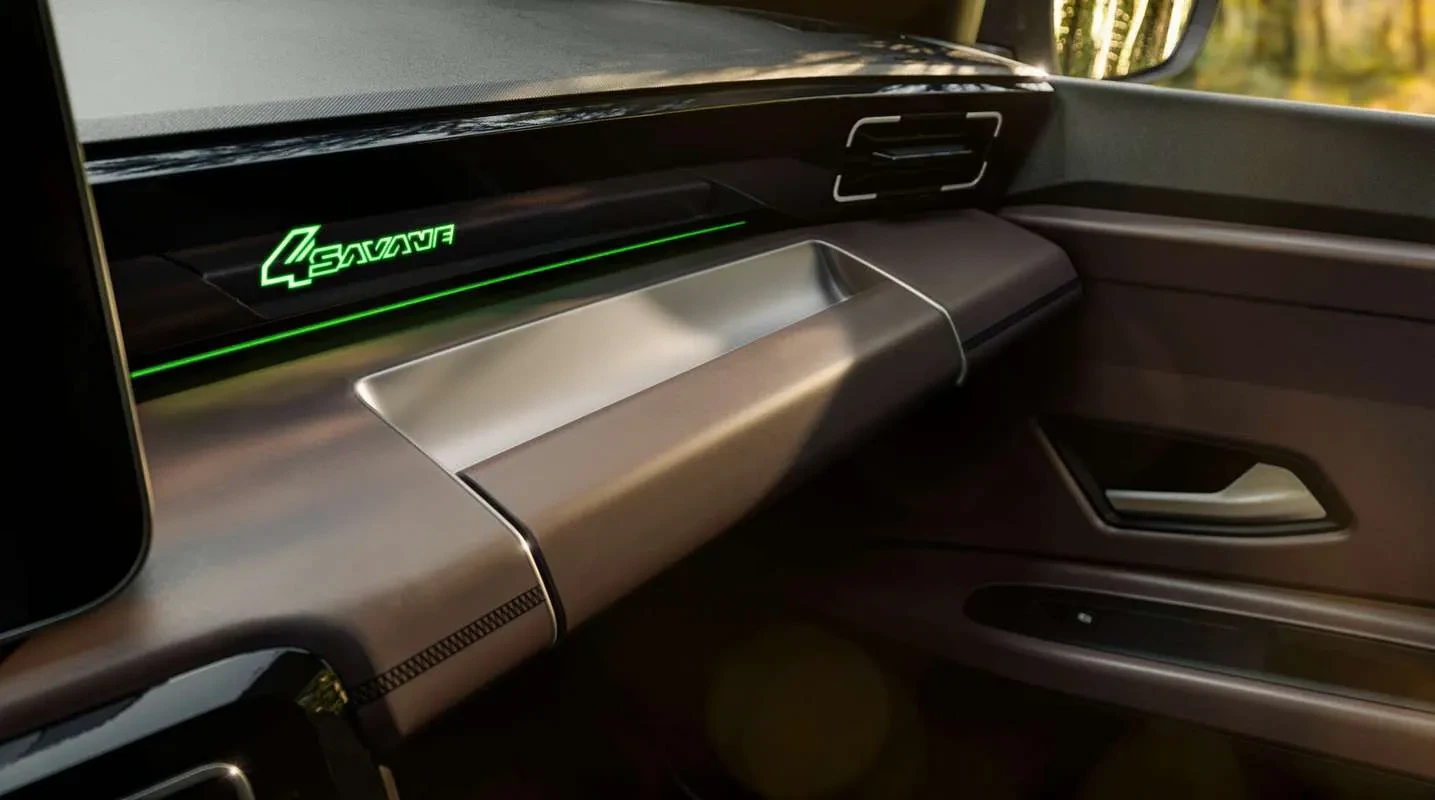 Staigmena – išskirtinis „Renault 4 Savane 4×4 Concept”.