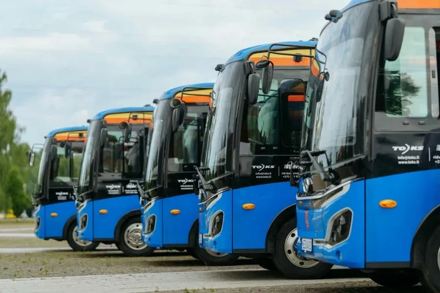 Klaipėdos miesto transporto revoliucijos pradžia: TOKS į uostamiesčio gatves siunčia 50 naujutėlių elektrobusų