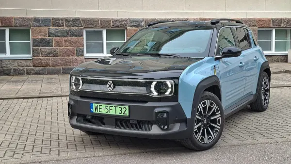 Renault 4 E-Tech Electric: Klasika grįžta į ateitį