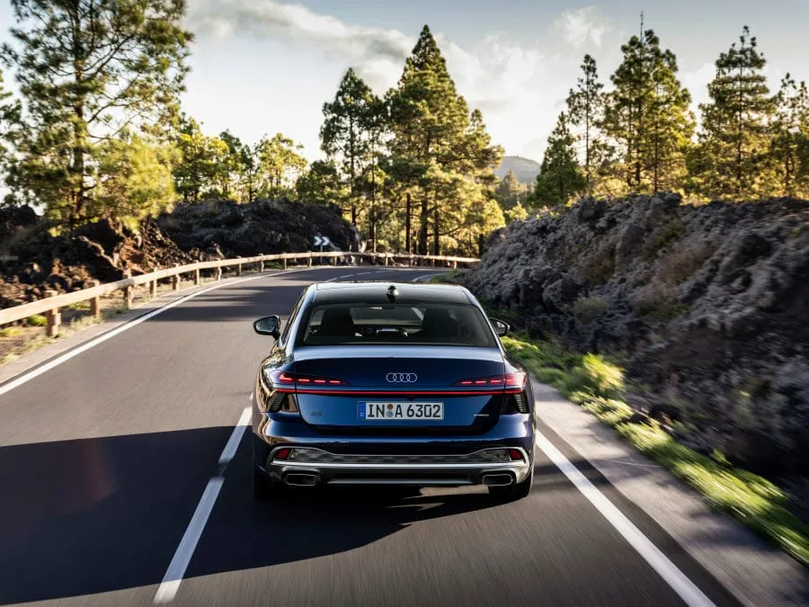 Naujasis „A6 Sedan“ jau Lietuvoje: neprilygstama elegancijos, dinamikos ir komforto dermė