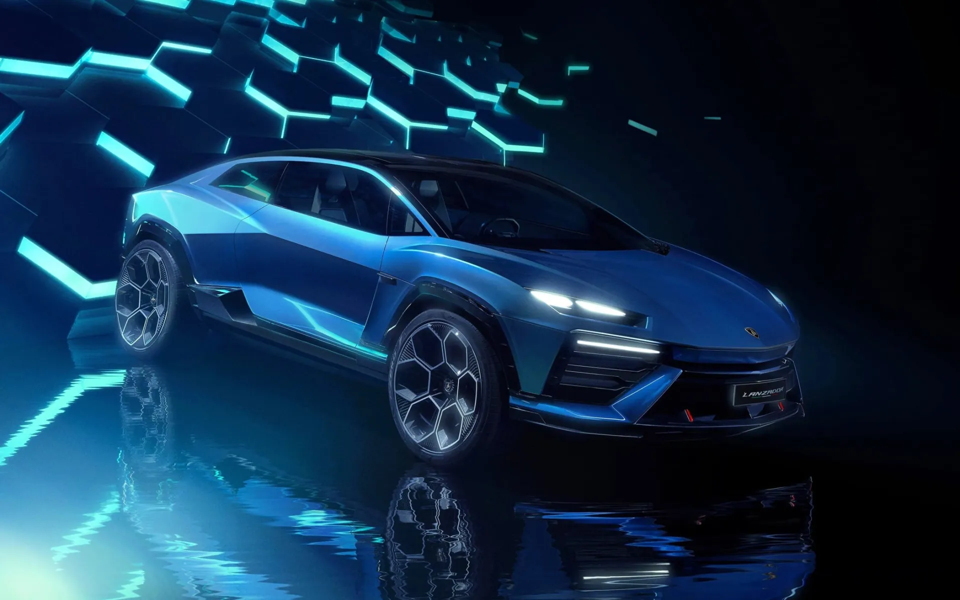 Lamborghini „Lanzador”atsidūrė ant ribos tarp ambicijų ir realybės