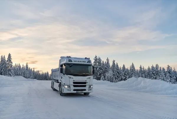 Elektriniai sunkvežimiai Lietuvoje: nuo ateities vizijų prie kasdienės logistikos