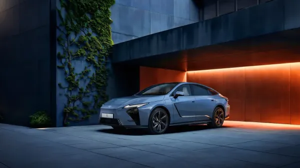 Lexus ES