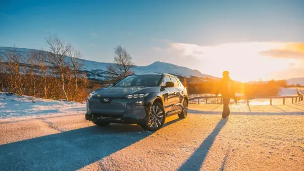 Nuolatinė visų varančiųjų ratų sistema elektrinėje eroje. Naujoji visiškai elektrinė „Subaru Solterra“
