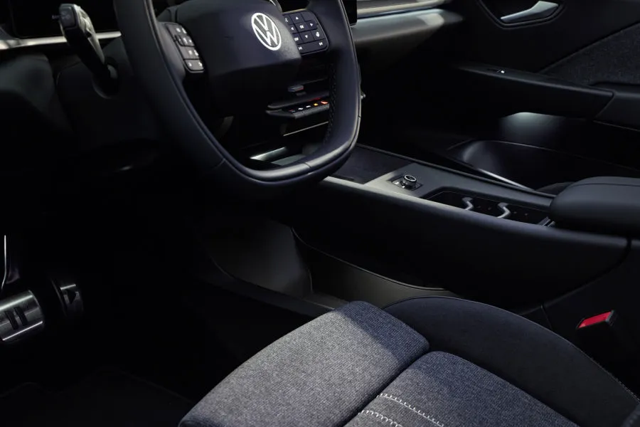 Oficialiai pristatytas „Volkswagen ID.3 Neo“: atnaujinta išvaizda, pasikeitęs salonas ir trys techninės versijos