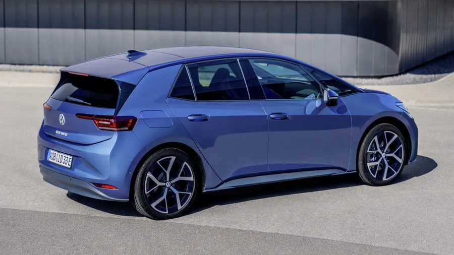Oficialiai pristatytas „Volkswagen ID.3 Neo“: atnaujinta išvaizda, pasikeitęs salonas ir trys techninės versijos