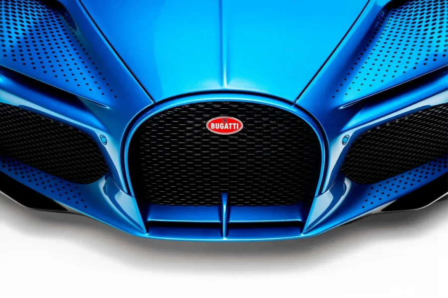 Aukšto skrydžio vabalėlis: pristatytas unikalus „Bugatti W16 Mistral Fly Bug“