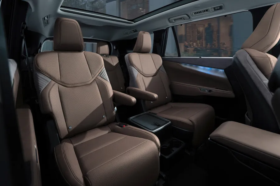 „Lexus“ pristato pasaulinę premjerą: visiškai naują elektrinį ir šešiavietį TZ serijos SUV