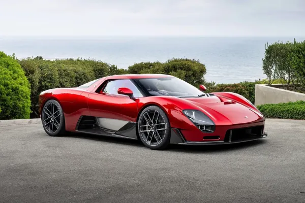 „McLaren McL 6GT“: pirmasis superautomobilis po legendinės McLaren F1epochos