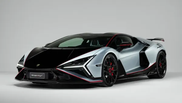Lamborghini Revuelto SV-1065 AG monstras iš Sant’Agatos, sukurtas lenktynių trasoms