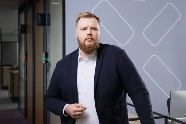 Elektromobilių Lietuvoje – rekordiškai daug: ko vairuotojai tikisi iš įkrovimo?